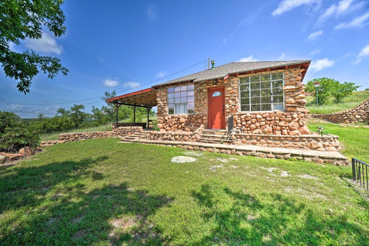 Enchanting Hilltop Cottage In Medicine Park! מראה חיצוני תמונה