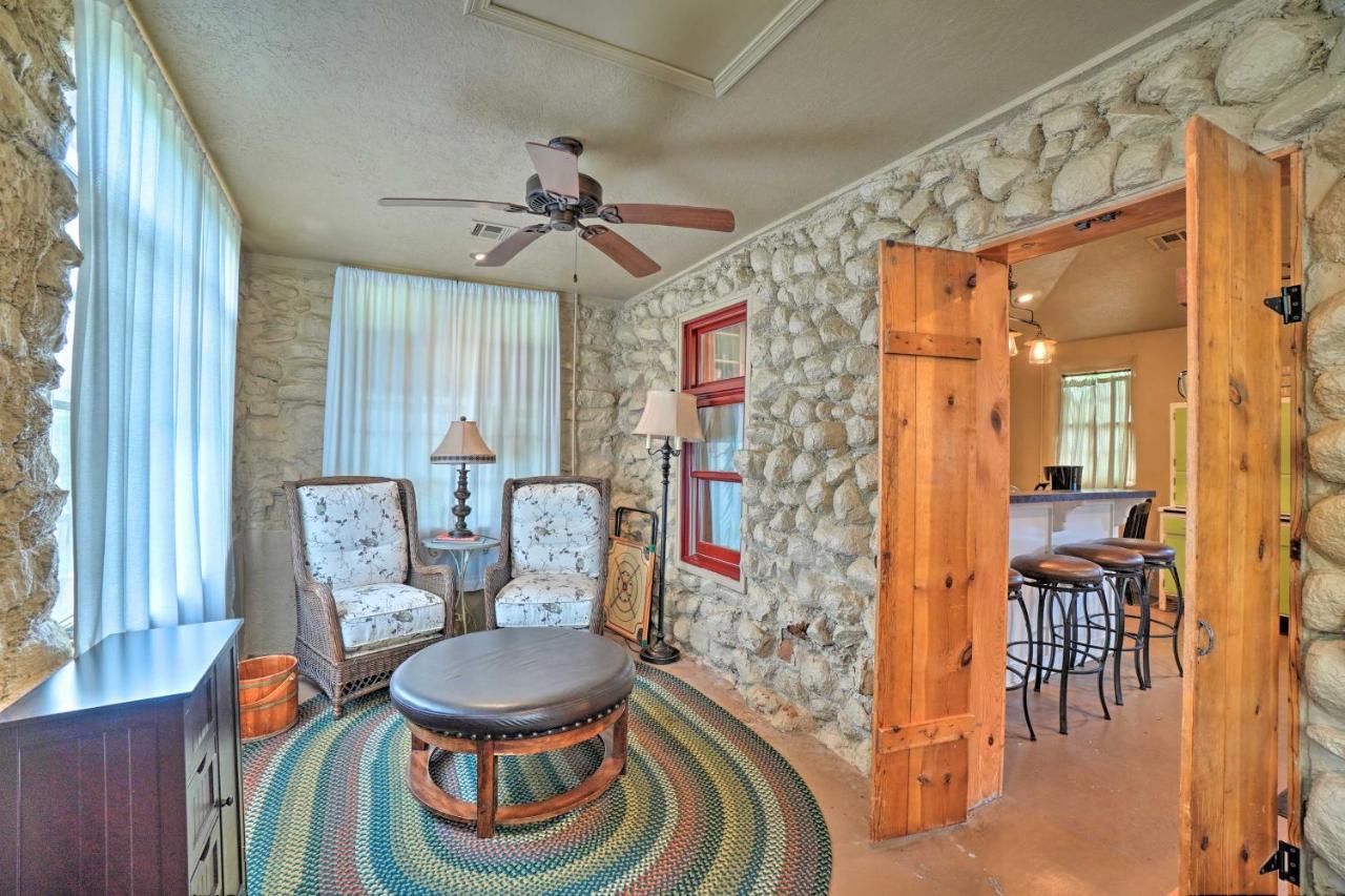Enchanting Hilltop Cottage In Medicine Park! מראה חיצוני תמונה